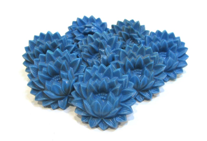 8 Curtain Tie Back Pins VINTAGE Curtain Tie Back Pins Eight Plastic Blue FLOWERS 1930s Curtain Tie Back Decor Home Restoration Y441