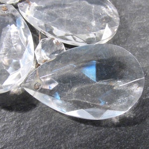 Chandelier Crystals Teardrop VINTAGE Clear Beveled Faceted Glass Six (6) Lead Crystal Prism Pendant Ornament Jewelry Art Supplies (M274)