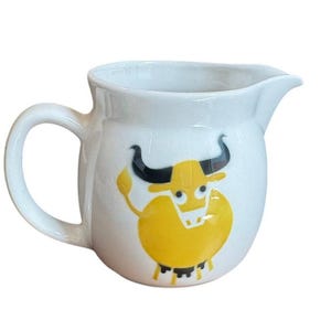 Vintage Arabia Finland Cow Pitcher – Yellow Bull Design – Scandinavian Ceramic