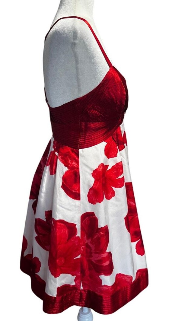 Y2K Guess Jeans Red & White Silk Floral Fit and Flare Dress Size 5 - Etsy Y2K Guess Jeans Red & White Silk Floral Fit and Flare Dress Size 5 - Etsy