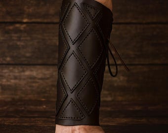 Protectores de brazo LARP / Brazaletes de cuero genuino para tiro con arco, cosplay vikingo, renacentista y de fantasía