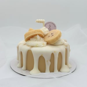 Banana Crumble Cake Candle