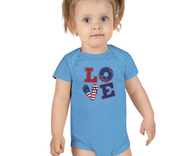 Adorable Cat Graphic Onesie: Unique Newborn Baby Shower Gift & Patriotic 4th of July Outfit