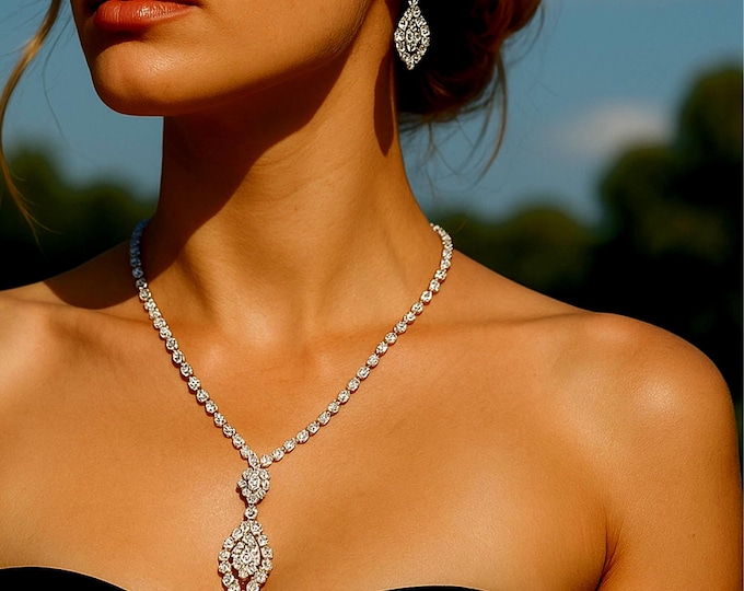 Gift Necklace Set for Special Women – Where Elegance Meets Style