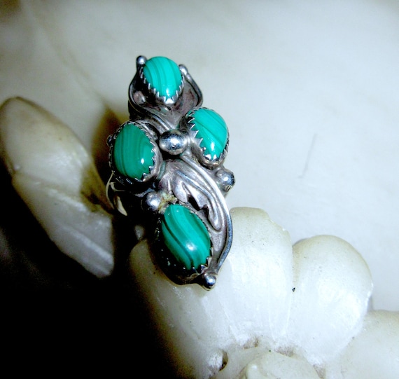 Old Pawn Sterling & Malachite Ring