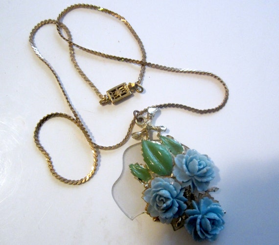 1940s Blue Celluloid Rose & Snake Chain Necklace