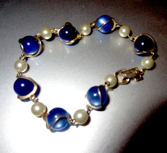 1940s Sodalite & Pearl Bracelet, Lovely
