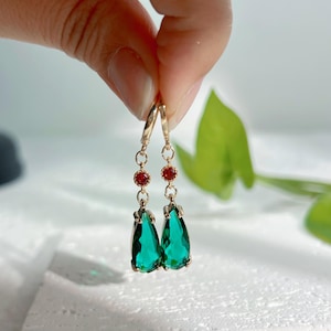 Howl&#39;s Ohrringe, Smaragdfarbene Kristall Teardrop Ohrringe Pfau, Howl&#39;s Castle Ohrringe