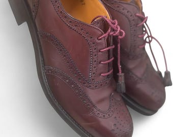 Zapatos Oxford Carmina de piel burdeos con puntera de ala, construcción Goodyear Welted, talla UK 5.5 / US 8