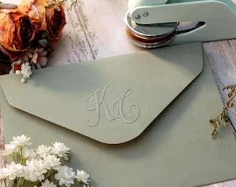 Timbro personalizzato per inviti di nozze / Timbro con nome personalizzato per inviti / Elegante sigillo a rilievo / Regalo per addio al nubilato / Articoli di cancelleria per matrimoni