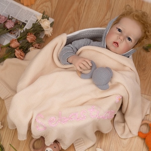 Custom baby blanket, Personalised name baby blanket, personalised embroidered knit baby blanket, embroidered baby shower gift, new baby gift