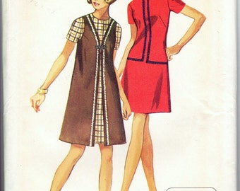 1970s Simplicity 8910 Bust 34 Size 12 Mod Mini Dress with Round Neckline and V Neck Vest Coat Braid Trim Jiffy Easy Uncut