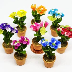 Dolls House Bunch of Hydrangea Flowers in a Terracotta Pot Handmade Dollhouse 1:12th Scale
