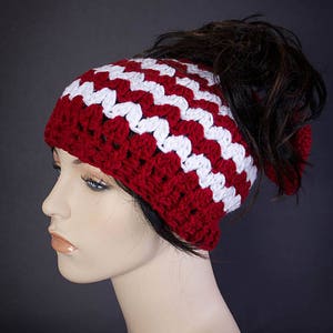 Gorro de moño desordenado a crochet - 1028 - Gorro de moño de mamá - con lazo - Gorro de moño desordenado - Gorro con nudo superior - Gorro Mom Life - Moño desordenado - B8