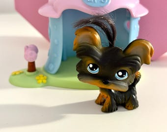 Littlest Pet Shop #2570 – Chien Cavalier King Charles – HASBRO Original