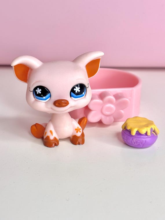 LPS little pet shop バーチャルペット　pig HASBRO LPS Littlest Pet Shop Pink Pig #732 - Etsy Canada