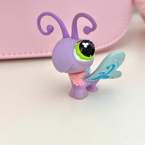 butterfly 93 authentic with necklace accessory littlest pet shop lps