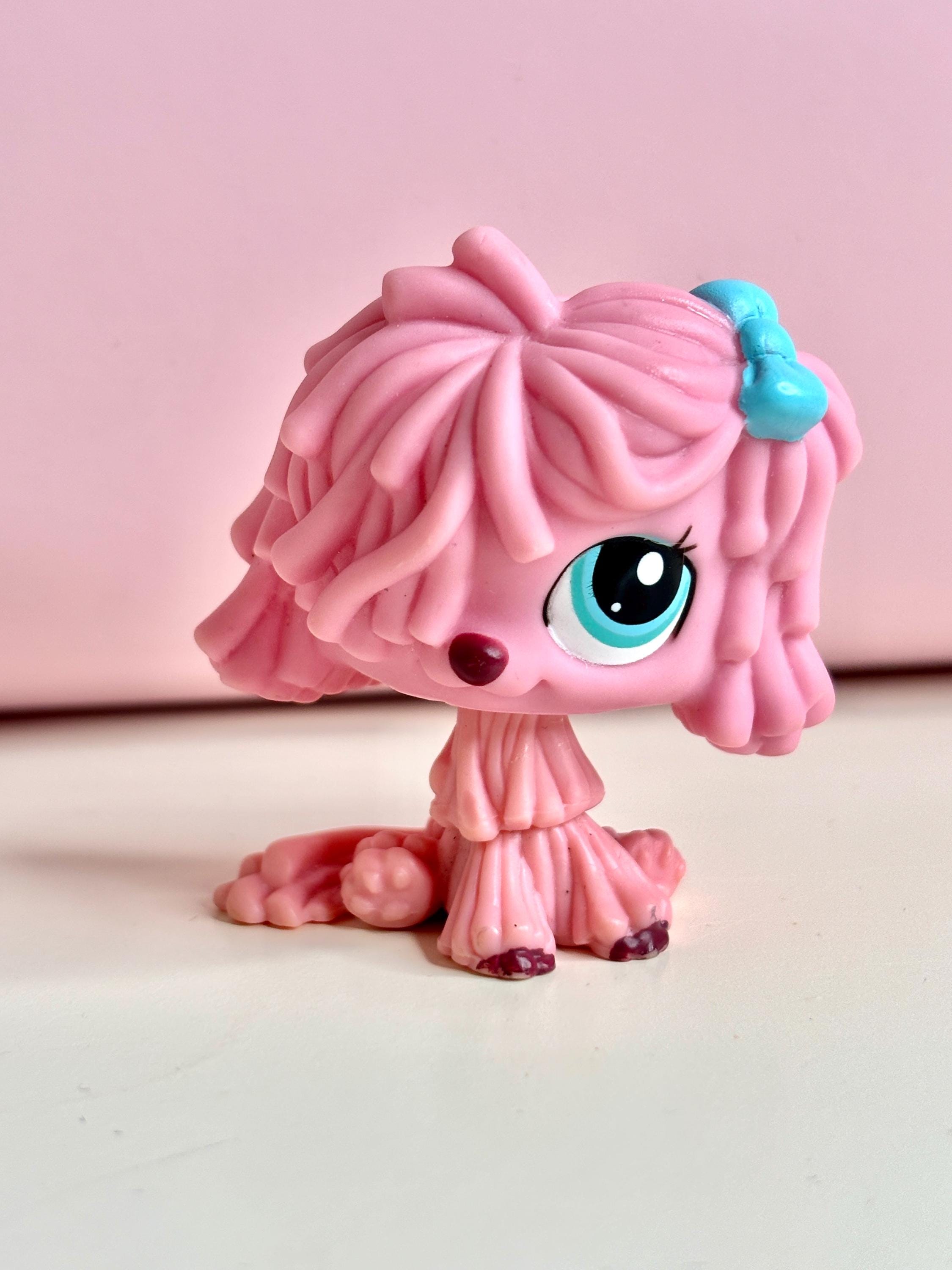 Littlest Pet Shop LPS Authentic 2025 Pink Komondor Mop Dog Blue
