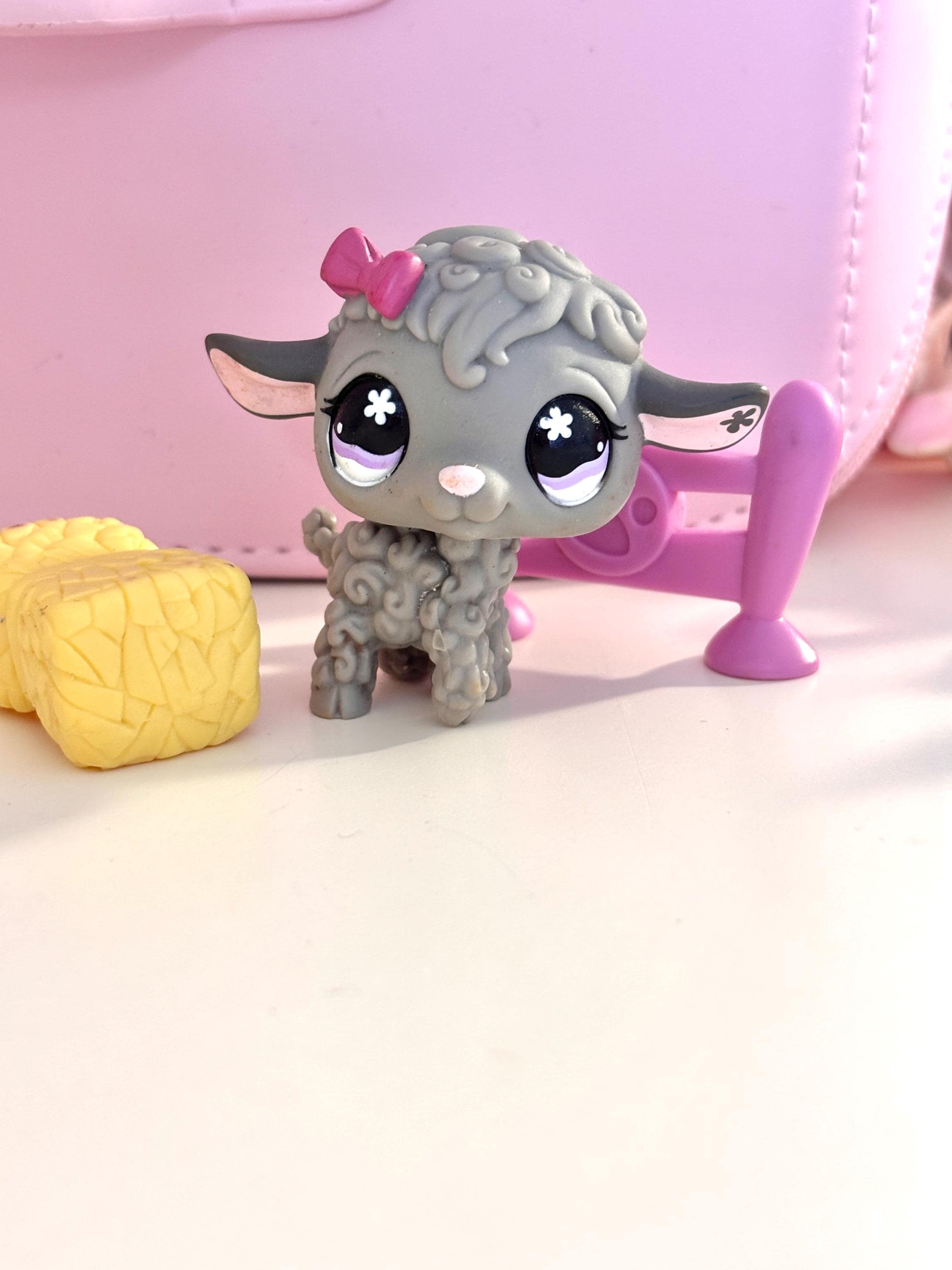 Figurine Petshop Littlest Pet Shop – Mouton #477 Avec Aimant – Occasion