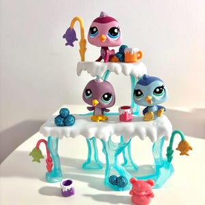 Littlest Pet Shop LPS Authentic 2320 2321 2322 Baby Penguin