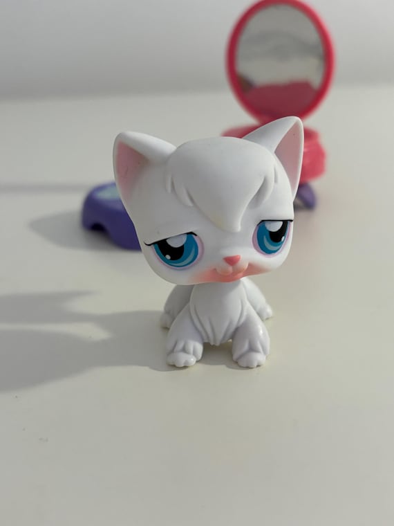 猫 9 リトルペットショップ LPS アクセサリー付き 正規品 - Etsy 日本