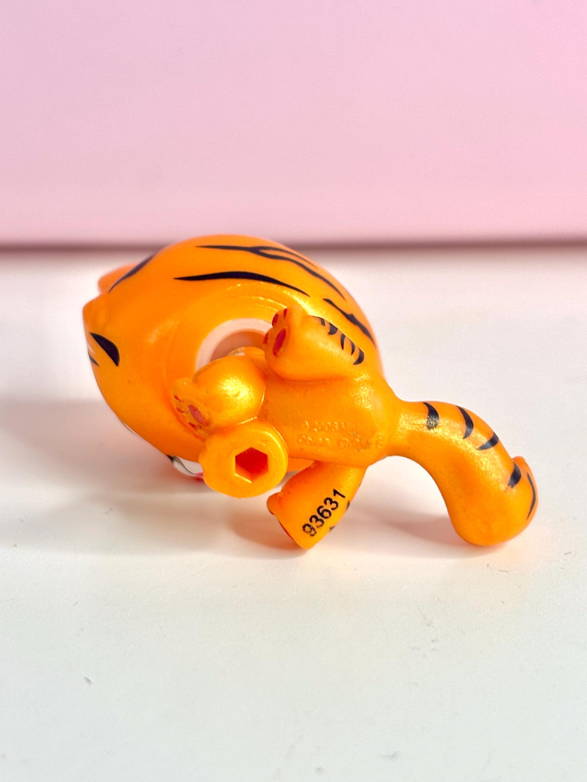 1487 Chinese New Year Shimmer Kitten Tiger Cat Rare Authentic
