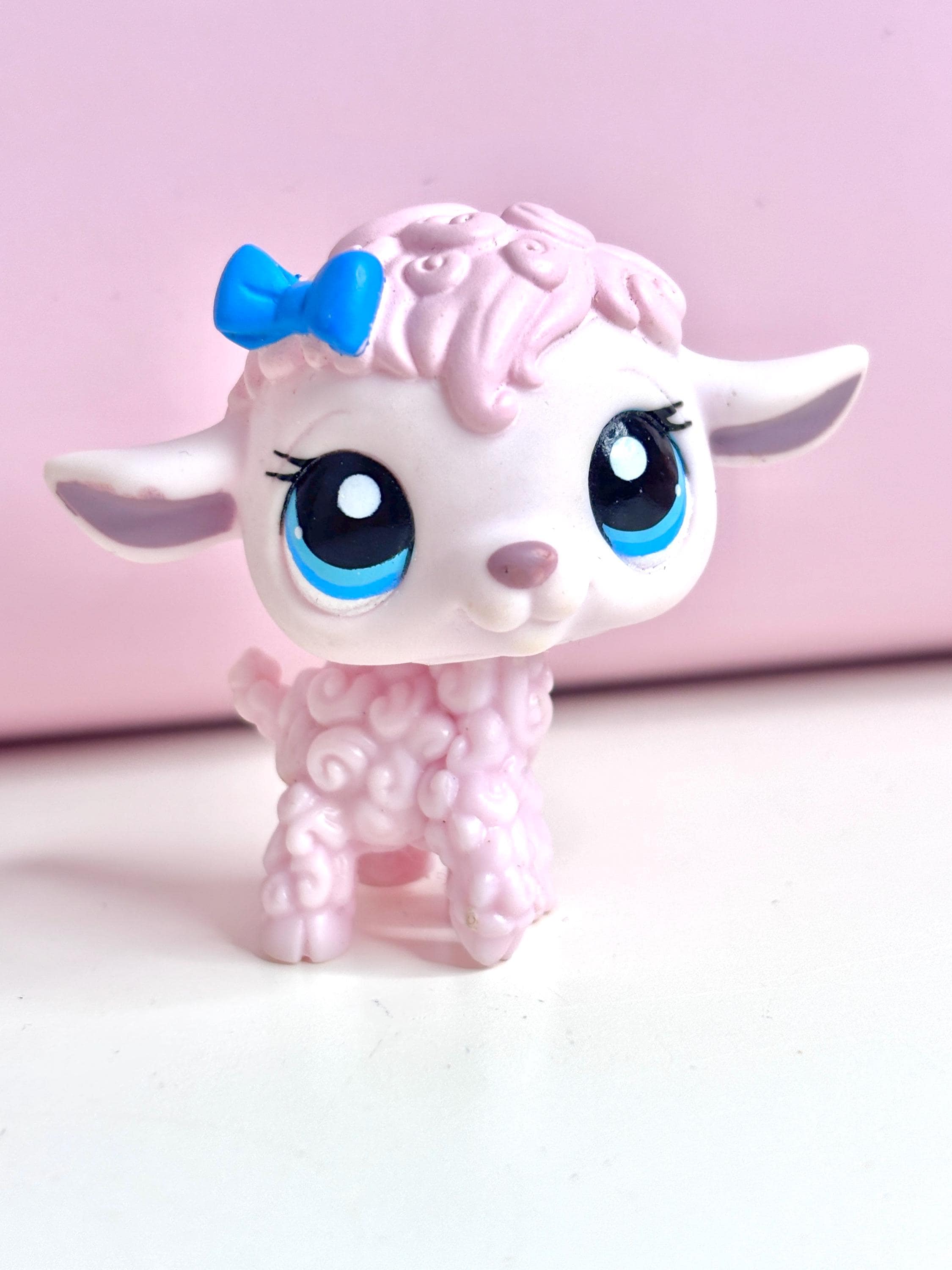 Littlest Pet Shop Lamb Sheep 1195 Pink Blue Bow Blue Dot Eyes Lps