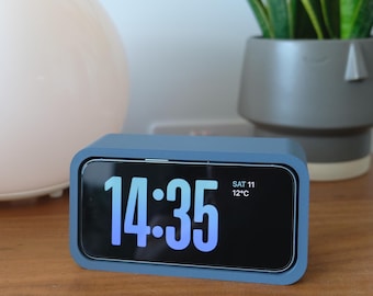 Dockhaus | Wireless Charging Dock for iPhone | Retro Custom Phone Stand