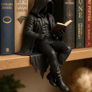 Men Reading Figurine, Modern Minimalist Resin Sculpture, Reading Statue, Book Lovers Gifts for Her, Desk Shelf Decor, Bookworm Ornament