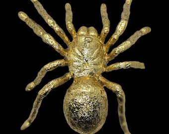 Handgjord guldbrosch spindel