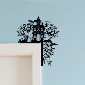 Halloween Door Corner Metal Sign,Haunted House Spider Web Ghosts and Bats Door Hanger,Haunted Mansion with Ghost Door Topper,Halloween Decor