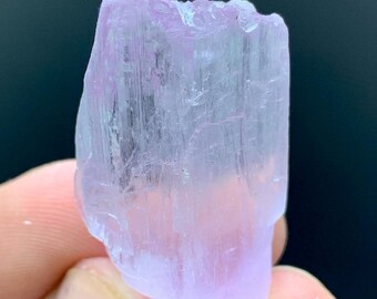 Cristal de kunzita rosa natural fluorescente con línea de hélice de ADN, procedente de una mina de Afganistán, 14 gramos.