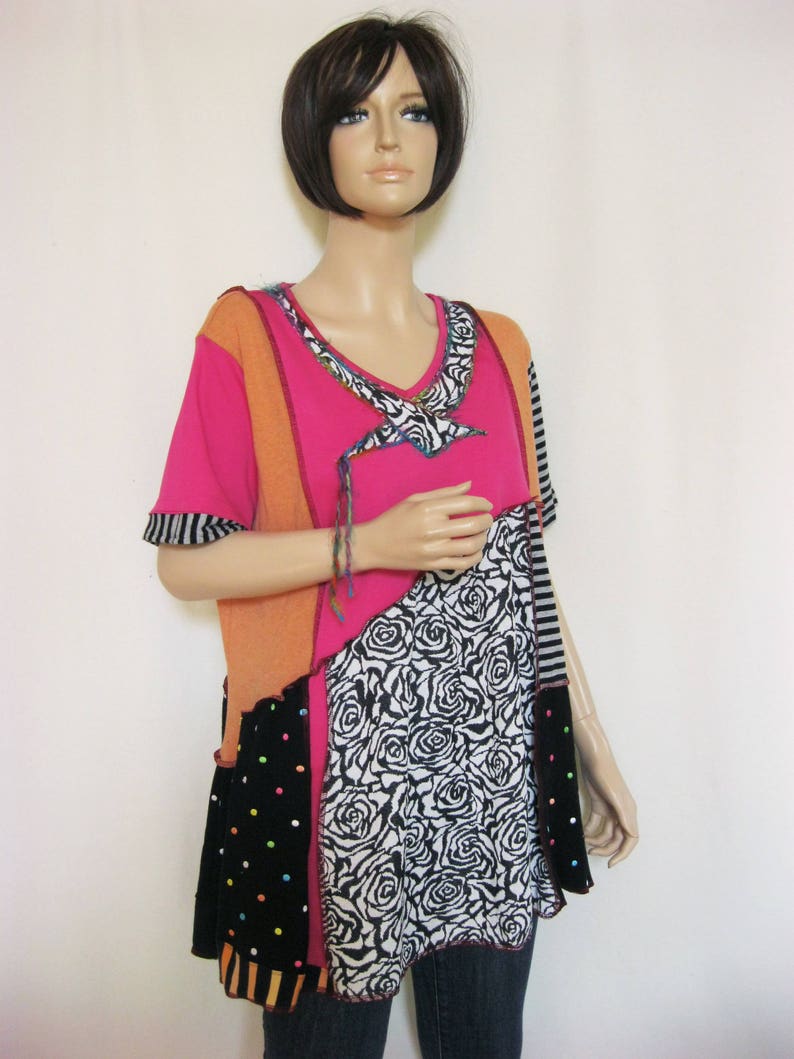 Reserve for Paula 1X to 2X Pink Black and White Tunic image 2