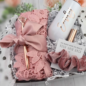 Bridesmaid Proposal Gift Set for Elegant Will You Be My Bridesmaid Gift Box, Maid of Honor Proposal Gift and Floral Bridal Party Gifts