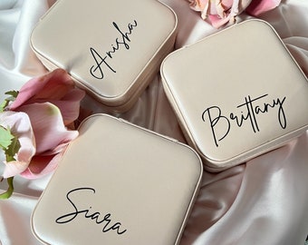 Personalized Vegan Leather Travel Jewelry Case, Bridesmaid Gift