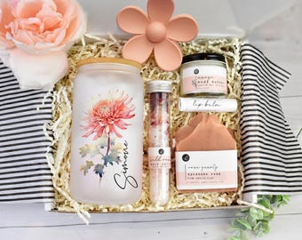 Birthday Flower Gift Box Custom Glass Cup Box for Friend Personalized Gift Her Birth Flower Gift Best Friend Gift Birthday January Flower