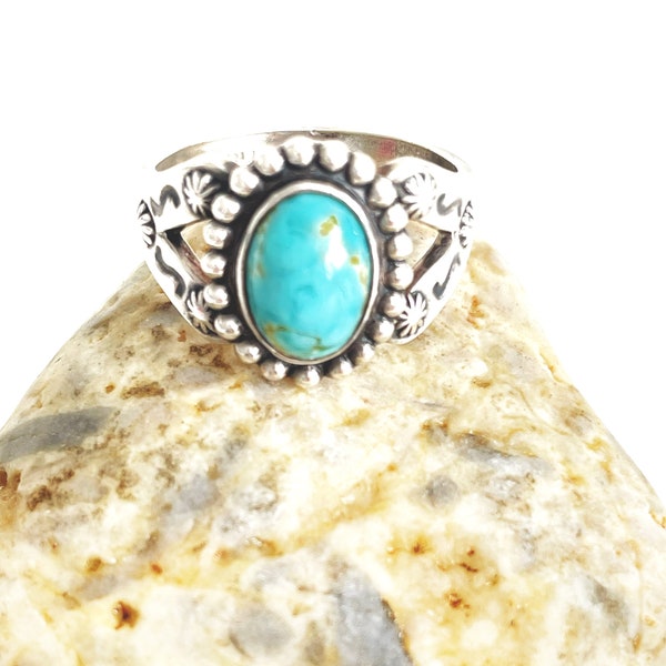 Vintage Sterling Silver Turquoise Navajo Ring