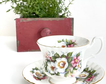 Royal Albert Teacup and Saucer Summertime Series Woodborough