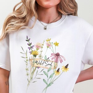 Wild Soul Shirt Comfort Colors® T-Shirt Women Floral Nature Graphic Tee Boho Botanical Top Gift for Her Wildflower T-shirt Free Spirit Vibes