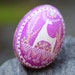 ostereier ukrainische Pink Pysanka egg reindeer Ornament chicken egg shell hand painted batik Ukrainian Easter egg