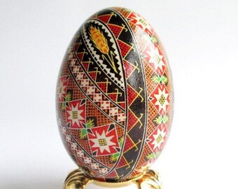Ukrainian Easter egg Pysanka traditional pattern batik art egg, handmade gifts personalized ornaments on real eggshell hand painted