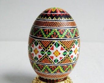 Pysanka egg ornament Traditional Ukrainian Easter eggs, hand painted ornaments pysanky batik egg art handmade in Canada Etsy gift ideas OOAK