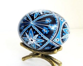 Blue Pysanka Easter egg Ukrainian ornament, pysanky egg hand painted eggshells batik artwork decorative Eggs art of Ukraine traditional egg