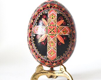 Ukrainskt Pysanka-påskägg, handmålat batikkorsdekoration