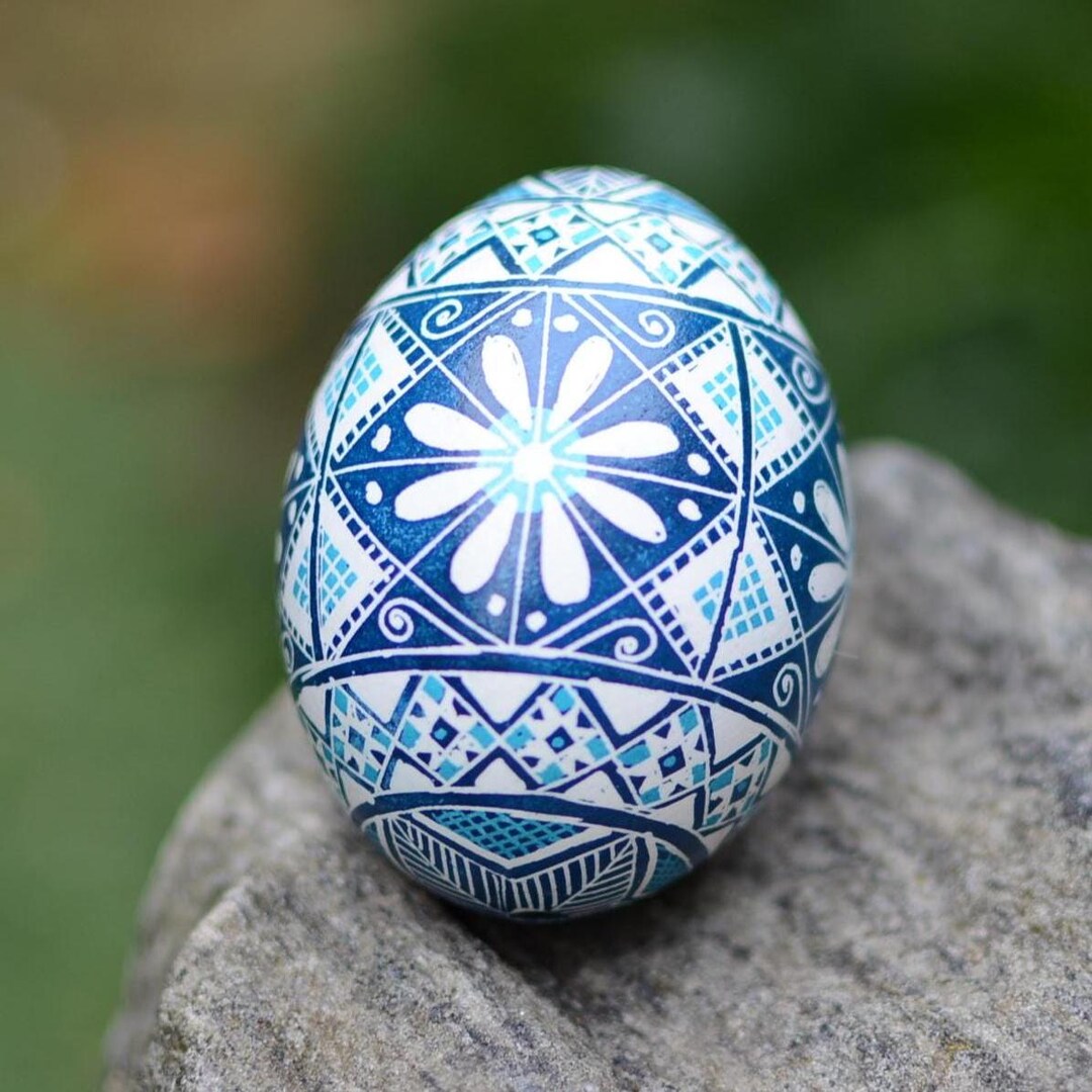Hand-scribed Blue Pysanka Egg Ornament, Ukrainian Floral Batik Art ...