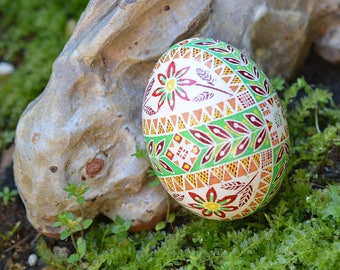 Pysanky Easter eggs with cross, ukrainische ostereier pysanka hand painted ornament gift for Mom Christmas birthdays gift ideas Etsy Canada