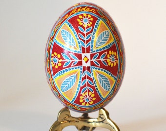 Oeufs pysanky de Pâques ukrainiens, coquilles d'oeufs décoratives peintes à la main, oeuf pysanka symbole de la vie idées cadeaux fait main Etsy parures art batik