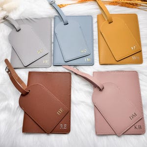 Funda de pasaporte de cuero personalizada, funda de pasaporte de cuero vegano con iniciales, etiqueta de equipaje y funda de pasaporte personalizadas, billetera para pasaporte, regalos de viaje