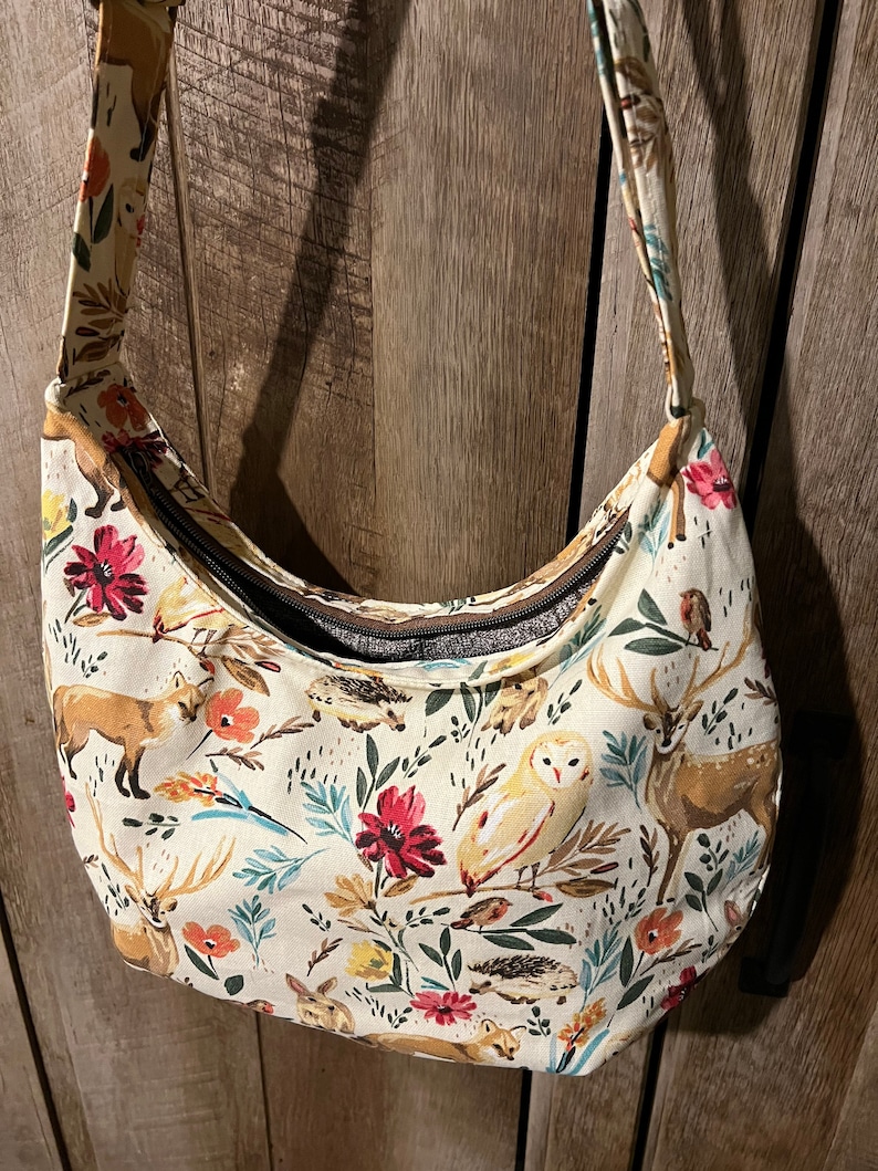 Hedgehog purse, hippie boho bag, crossbody bag wildlife, adjustable strap purse, zipper purse, hobo bag with pockets, gift for women image 1