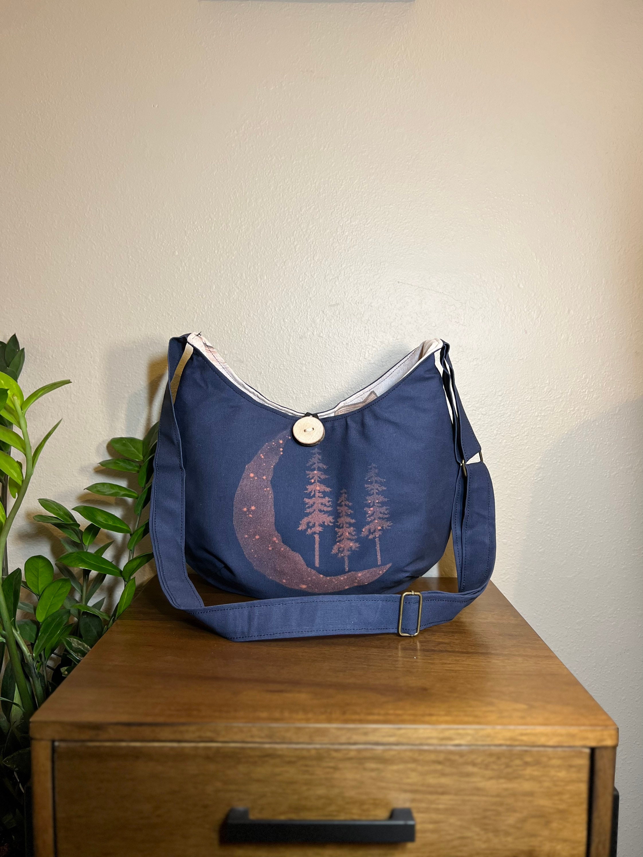 PRIA Crescent Moon Shoulder Bag